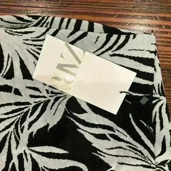 Zara Black White Botanical Palm Leaf Trouser Flared Dress Pant Sz Small - Picture 4 of 5